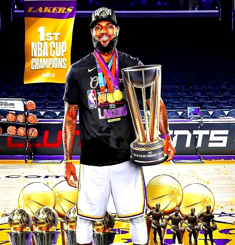 九游在线平台官网|詹姆斯意外战胜IG，领先优势明显引爆全场！再创辉煌时刻(詹姆斯对抗视频)