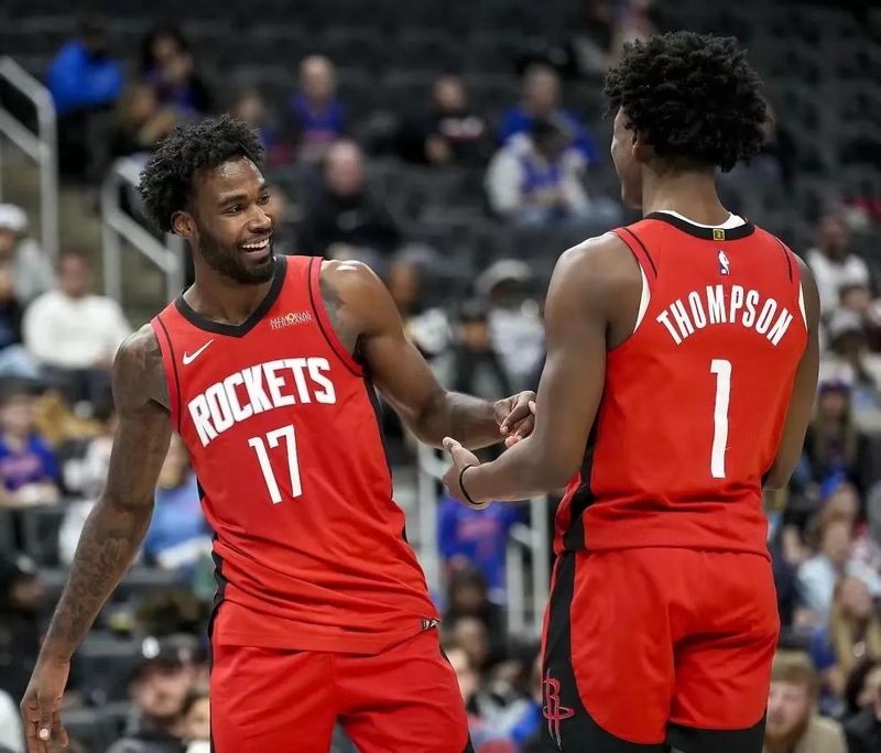 九游在线平台官网|包含击剑热身赛上演强强对话，江南猎隼队强势反弹岭南银狐队，团队配合流畅；关键战拿下信心的词条